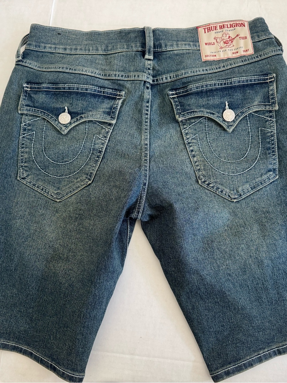 True Religion Ricky Relaxed Straight Denim Shorts 30 Medium Wash Y2K Grunge - Picture 3 of 11